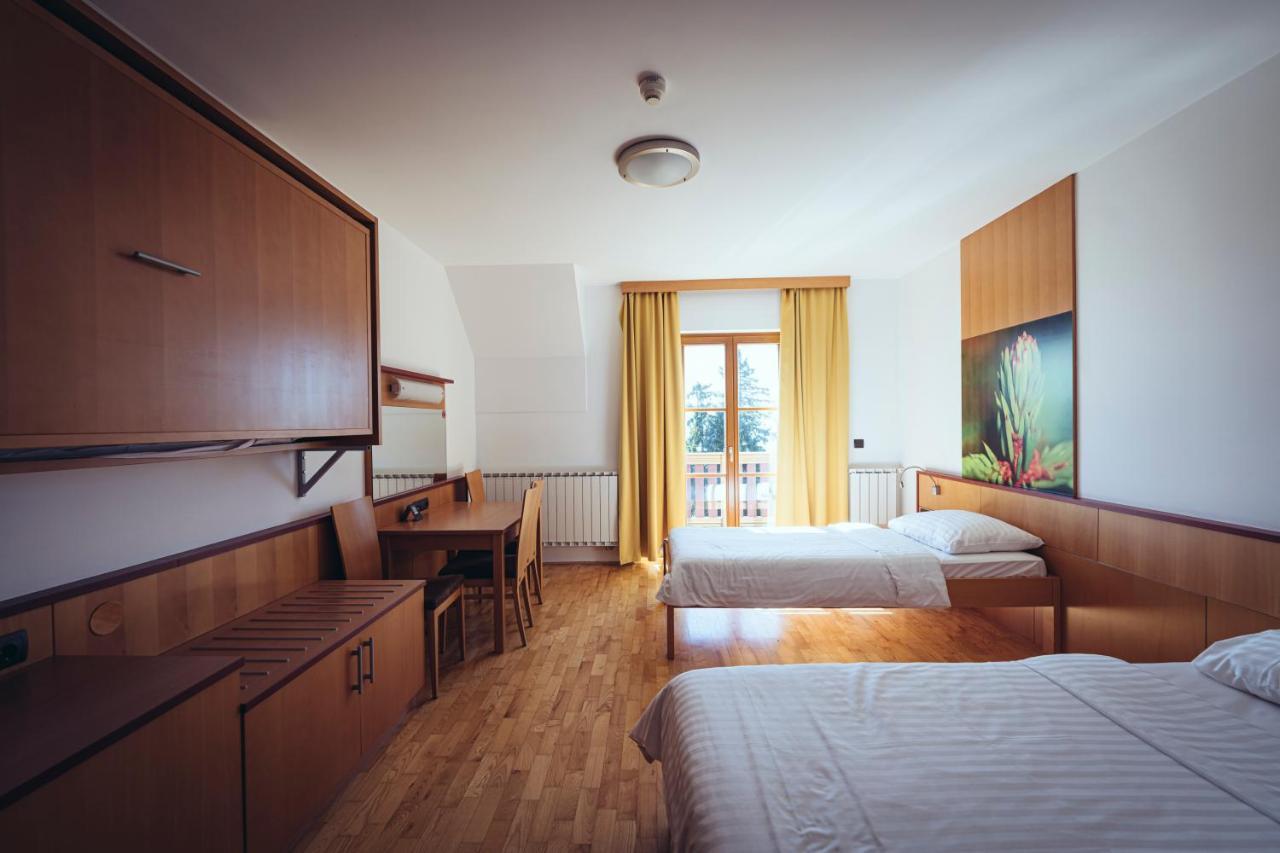 הוקו פורז'ה Pohorje Village Wellbeing Resort - Forest Hotel Videc מראה חיצוני תמונה