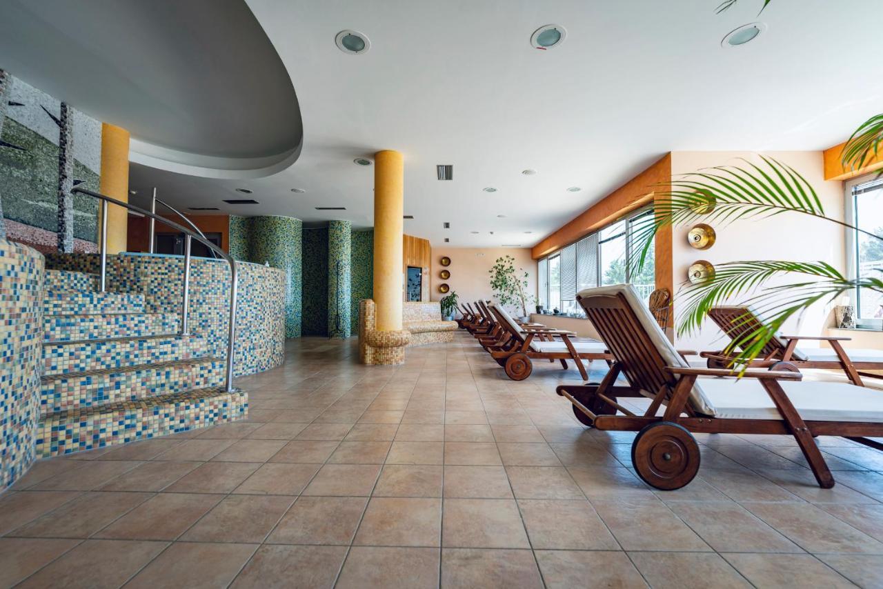 הוקו פורז'ה Pohorje Village Wellbeing Resort - Forest Hotel Videc מראה חיצוני תמונה